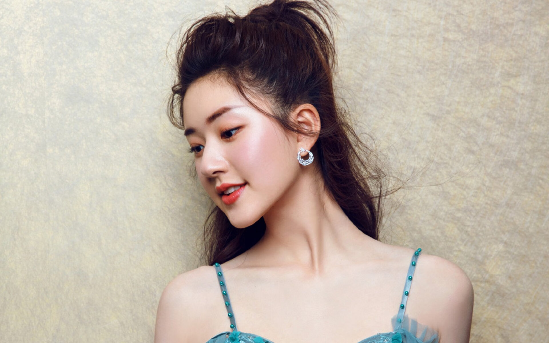 尤文防守漏洞暴露，小组赛最弱一环尽显，尤文防守反击